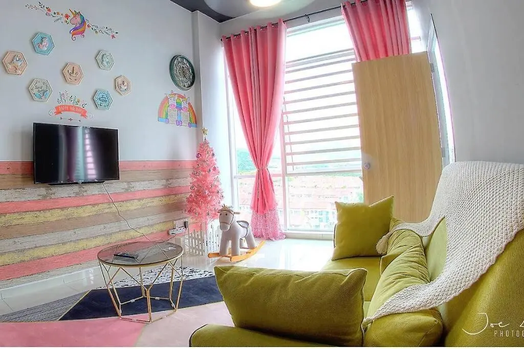 Setia Tri-Suite George Town Malajzia